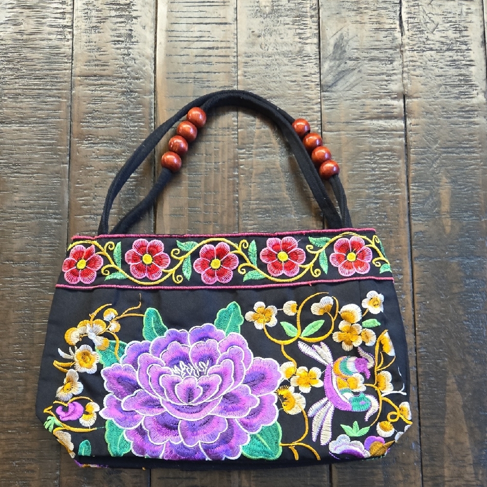 Floral Embroidered Black Handbag